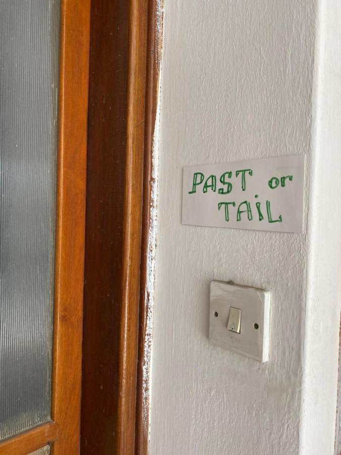Past Or Tail Rooms Larnaca Exterior photo